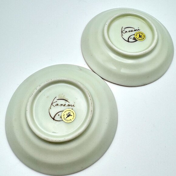 Kotobuki Kanemi 4 Inch Ceramic Chick Plates Set Of 2 - Picture 2 of 5